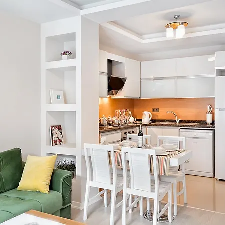 Moonlight Apartment