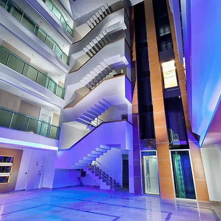 Moonlight Apartment *